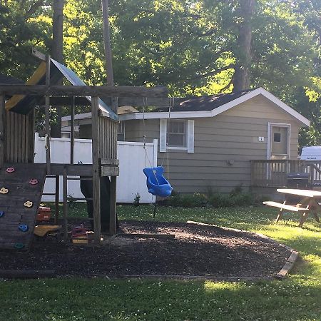 Shade Acres Campgound And Cottages Catawba Island Exterior photo